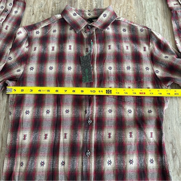 Stile Benetton Long Sleeve Button Up Shirt Aztec Plaid Small Multicolor NWT - Picture 8 of 9